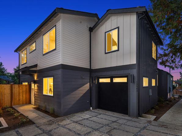 10043 38th Ave NE