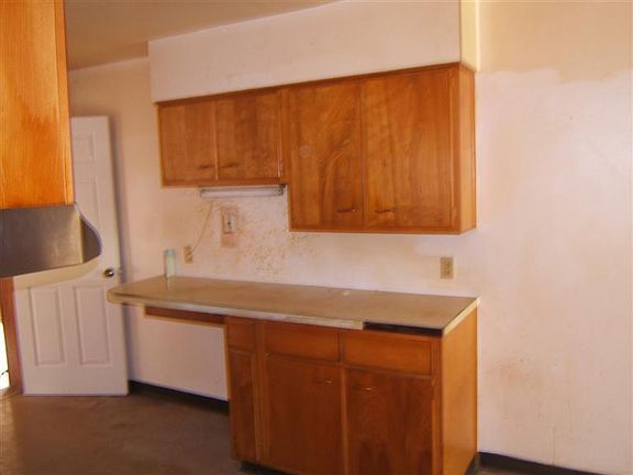 4th image of 1252 Linda Vista Ave