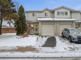 1675 Upper Gage Ave #1, Hamilton, ON L8W 3R7