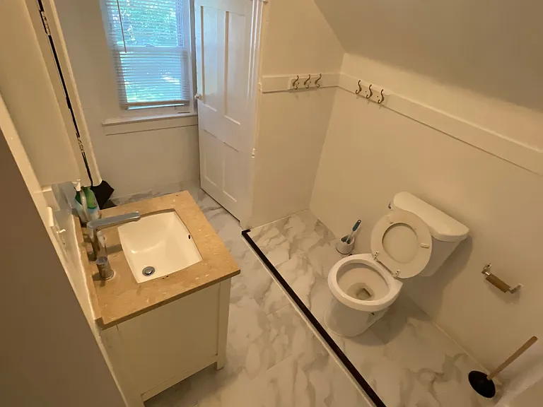 147 Emerson St #147 — Photo 4