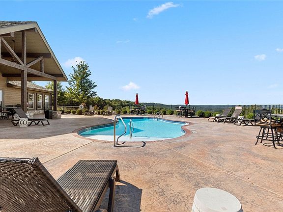 4th image of 184 Forest Oak Dr #120X150