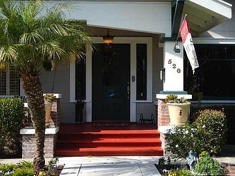 2nd image of 520 C Ave