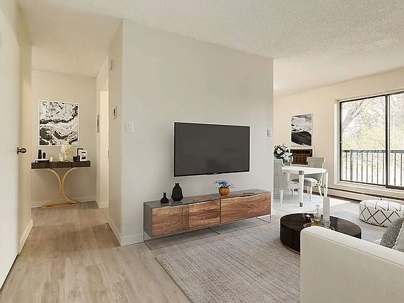 5th image of 4506 45th Ave #502088
