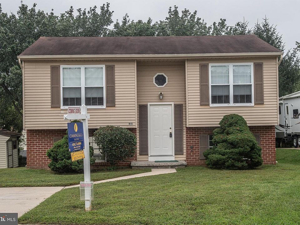 1st image of 815 Litchfield Cir