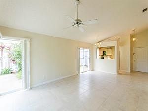 5th image of 71 Admirals Ct