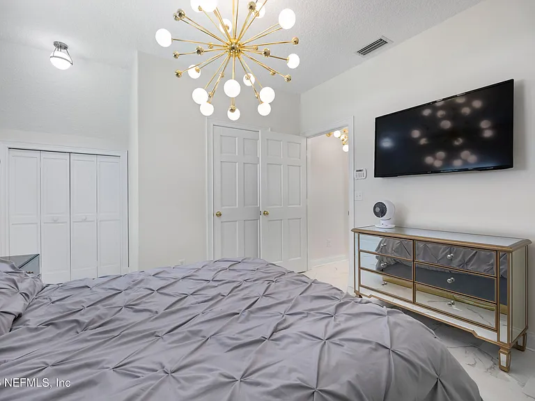 200 Sunstone Ct #GUEST HOUSE — Photo 28