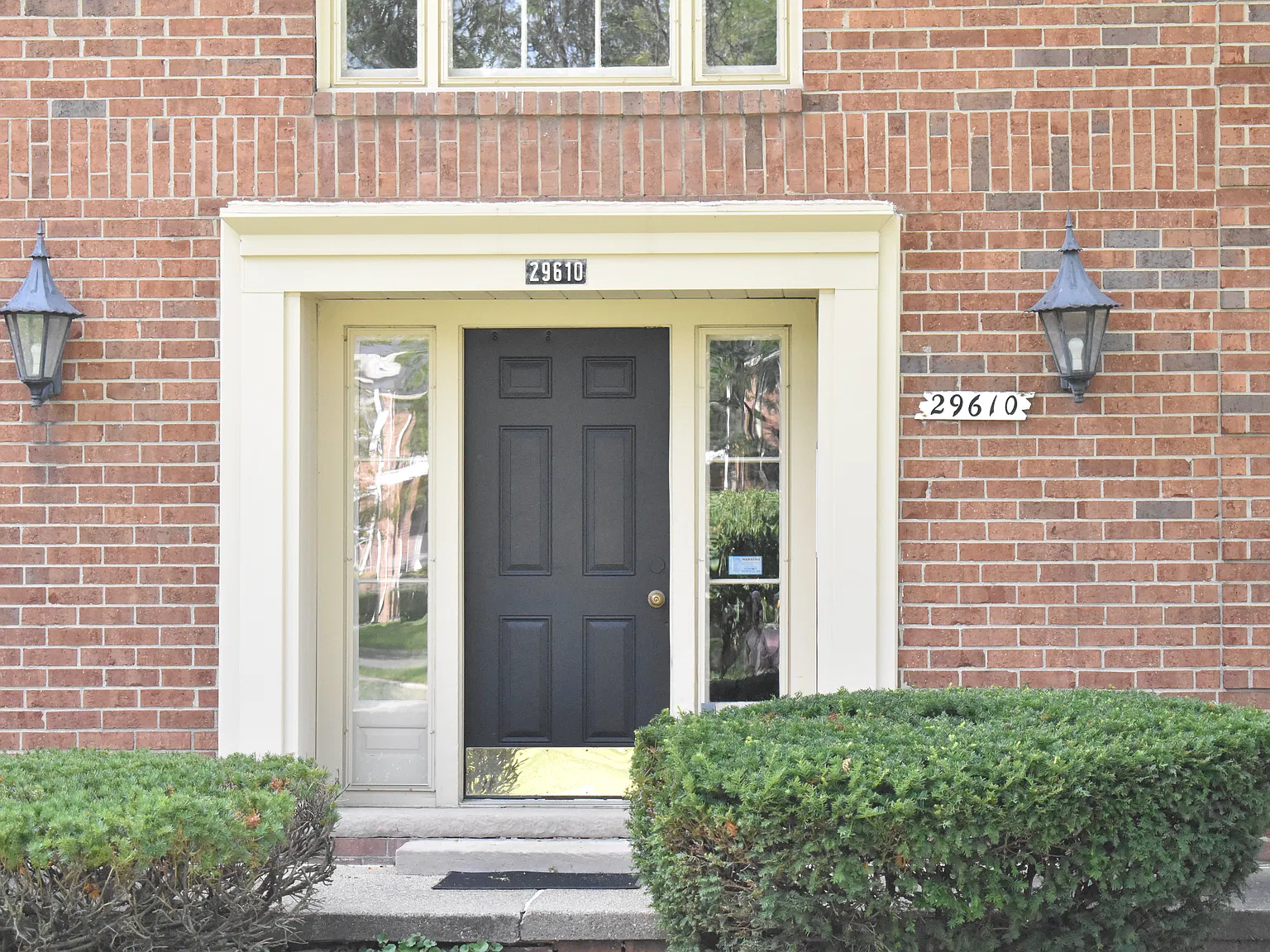 3 bed, 1735 sqft, $2,100 — Photo 4