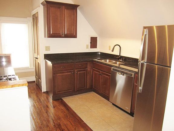 3rd image of 362 Bryant Ave #3