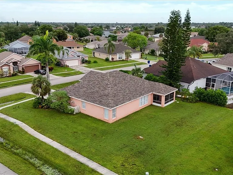 1502 Scholar Ct — Photo 26