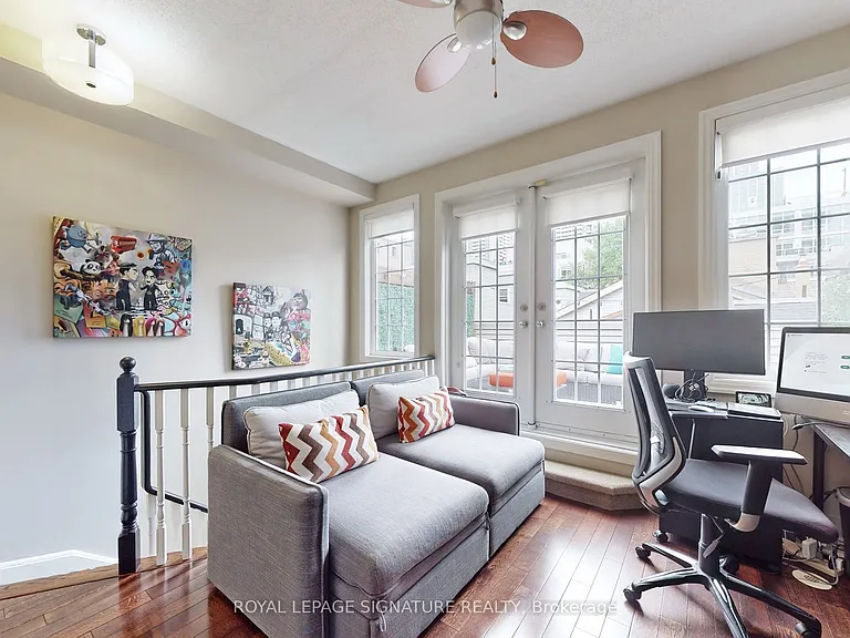 6 Wellesley Pl #42 — Photo 15