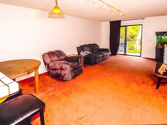 5th image of 5980 Dandridge Ln Unit 228