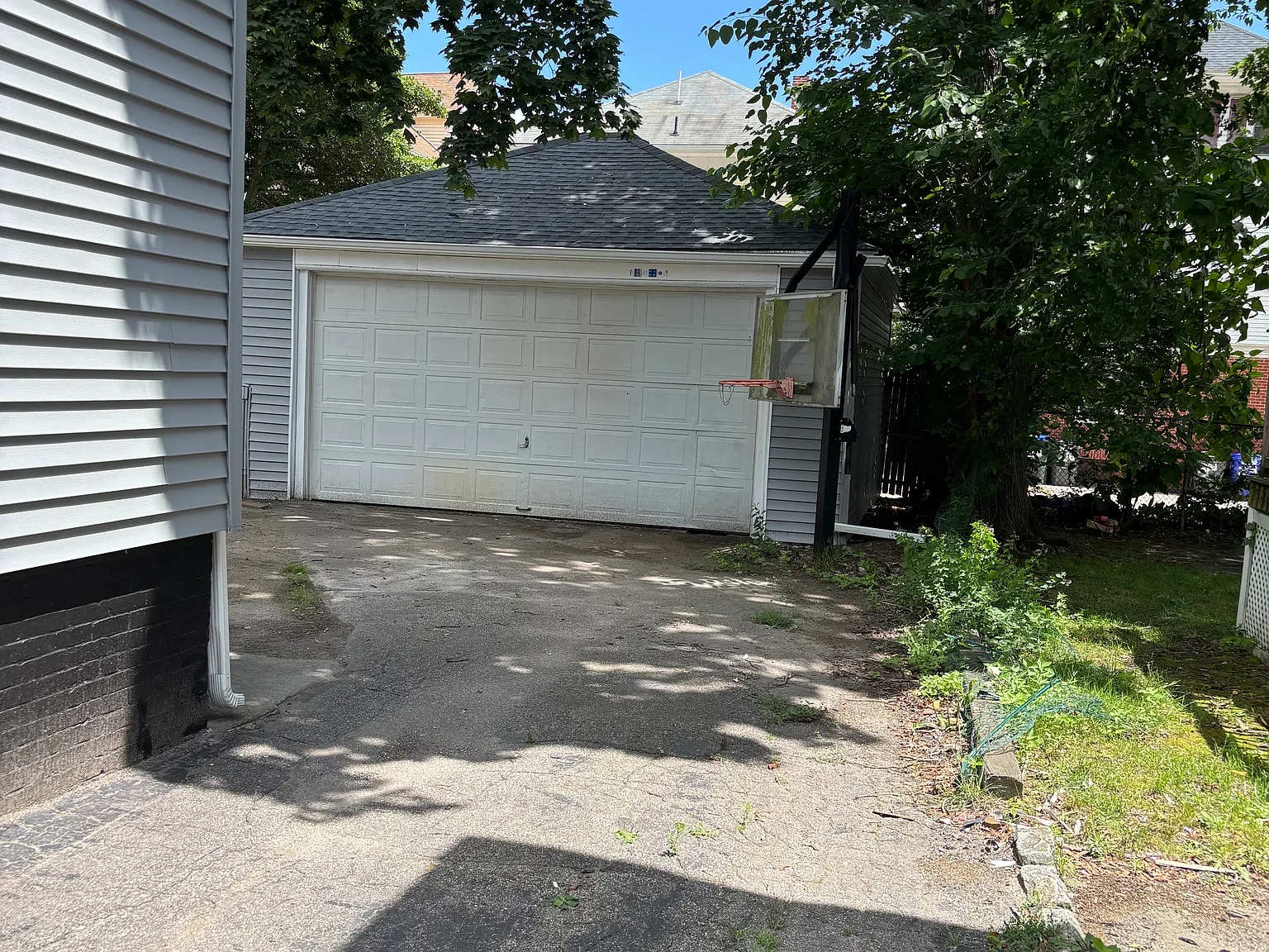 5 bed, 1500 sqft, $3,500 — Photo 2