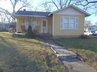 510 Saint Marys St, Fredericksburg, TX 78624