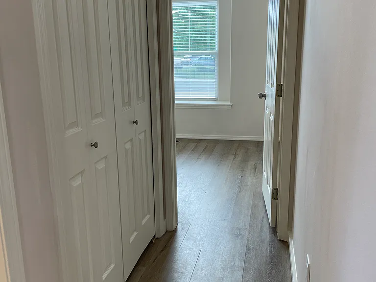 2470 N Morello Ave — Photo 19