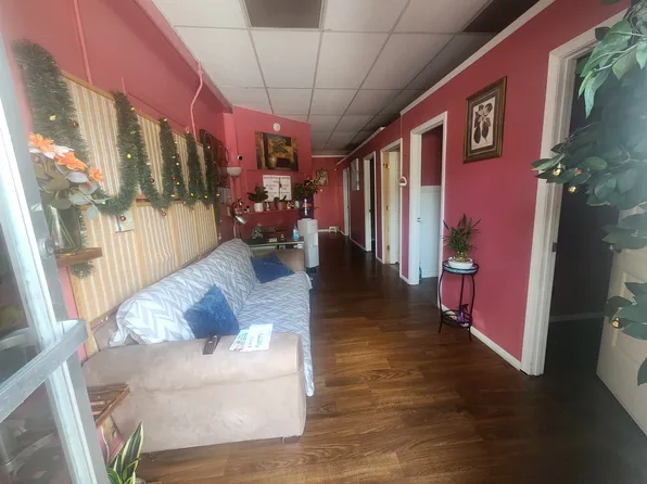 825 E Main St, Frankfort, KY 40601