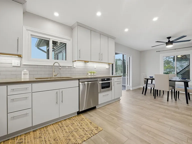 20B Freeman Dr — Photo 9