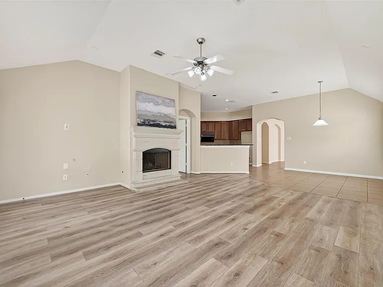 24431 Ranchwood Springs Ln — Photo 20