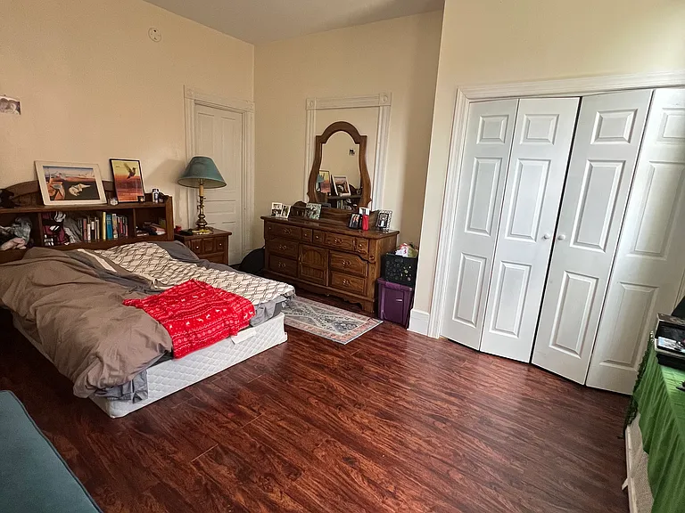 304 S Pacific Ave #1B — Photo 12