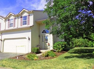 691 Blackstone Ct, Dekalb, IL