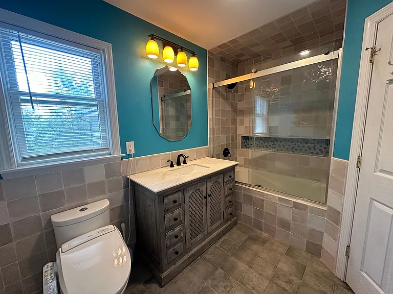 321 Hemlock St — Photo 12