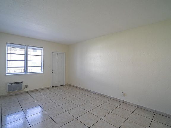 5th image of 1208 71st St APT 03