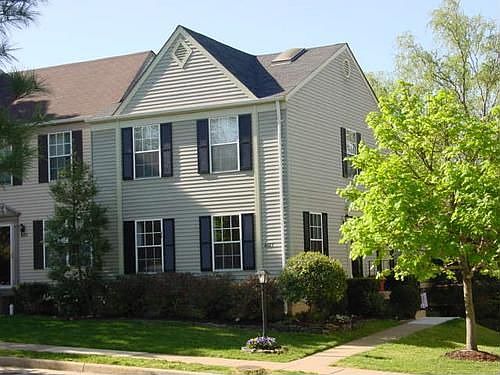 1st image of 6627 Rockleigh Way
