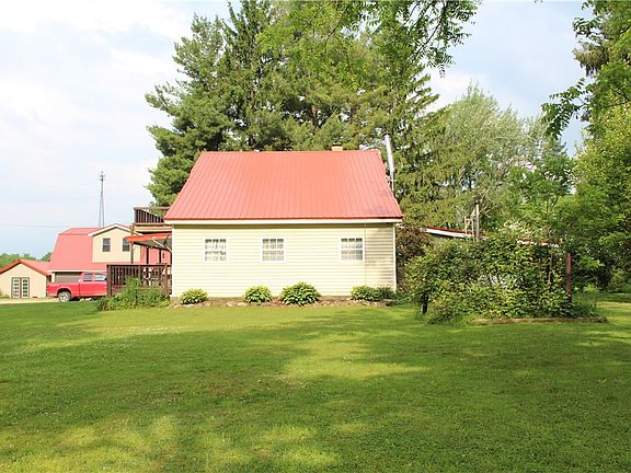 5th image of 28 Deniker Ln