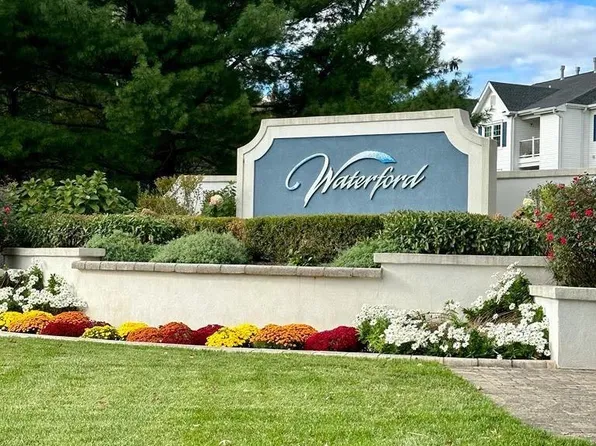 434 Waterford Dr, Edison, NJ 08817