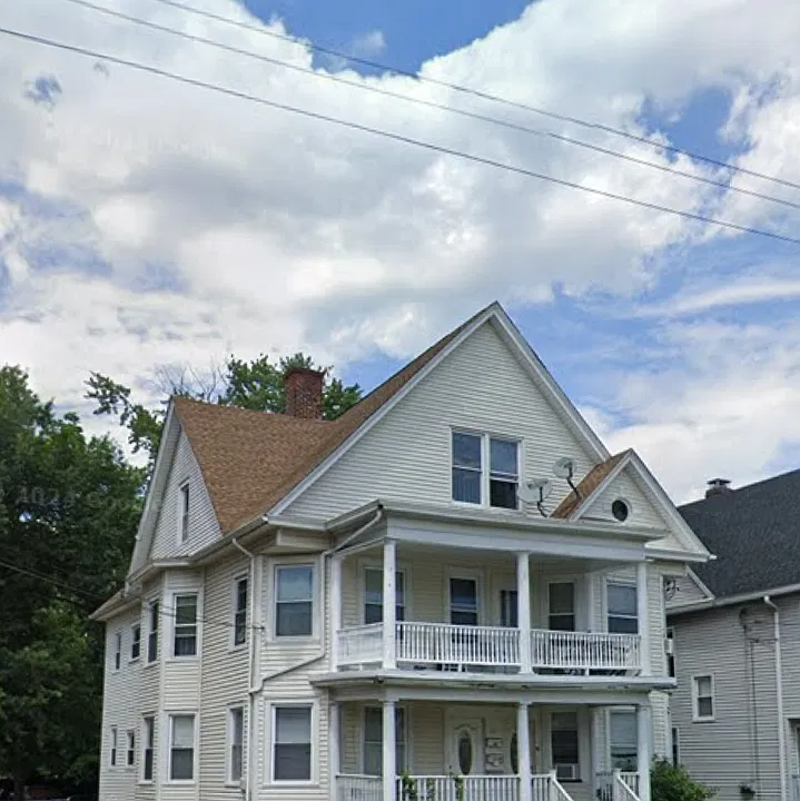 72 Connecticut Blvd #3