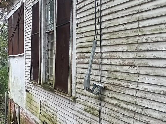 4th image of 3309 S Marshall St