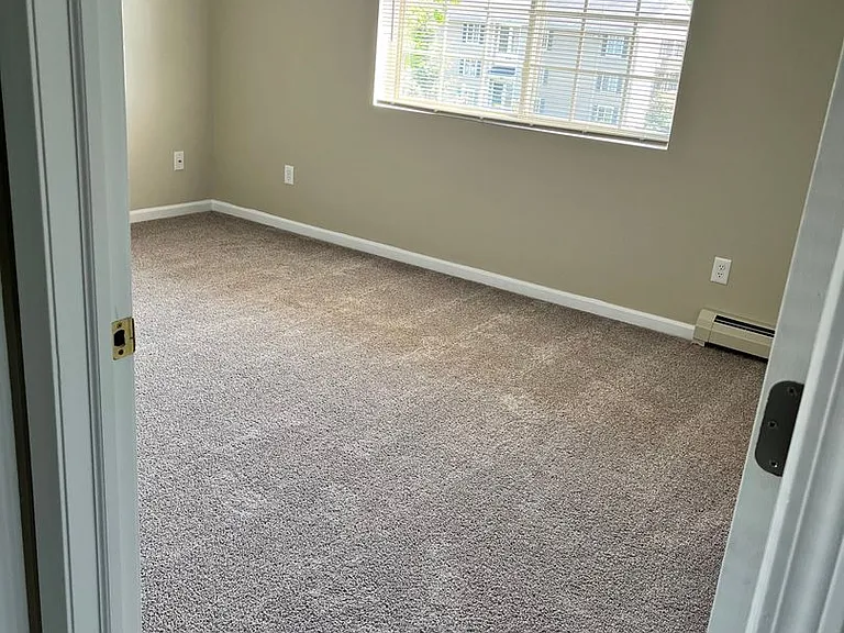 Lakepointe Apartment Homes — Photo 7