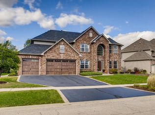 374 Bloomfield Cir E, Oswego, IL 60543