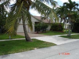 7372 San Sebastian Dr, Boca Raton, FL 33433