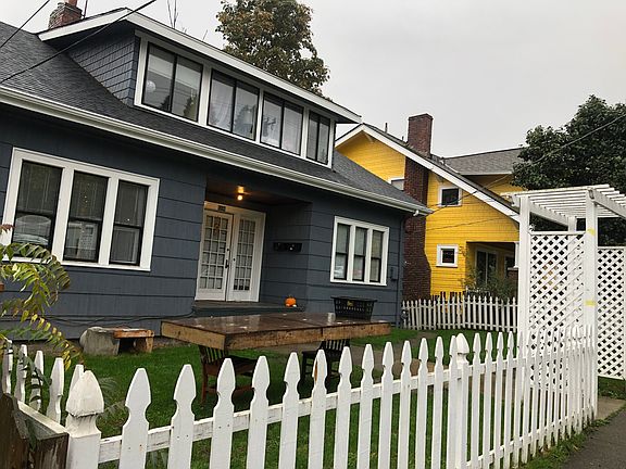 2nd image of 5236 20th Ave NE #2