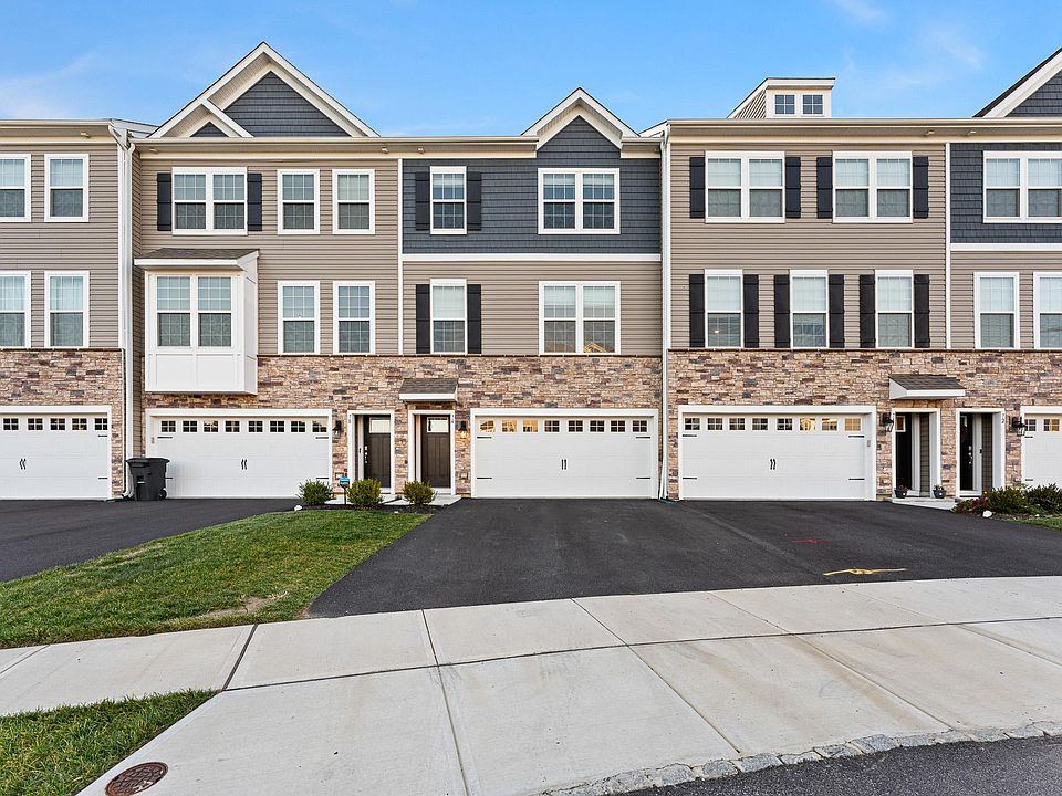 1st image of 76 Sisters Farmstead Dr