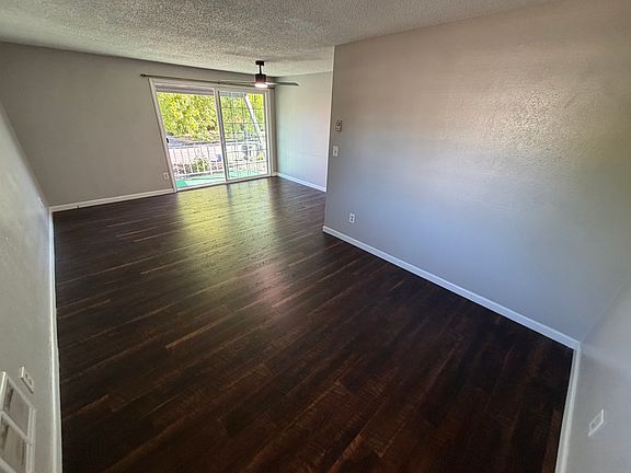 2nd image of 285 NW 16th St APT 3