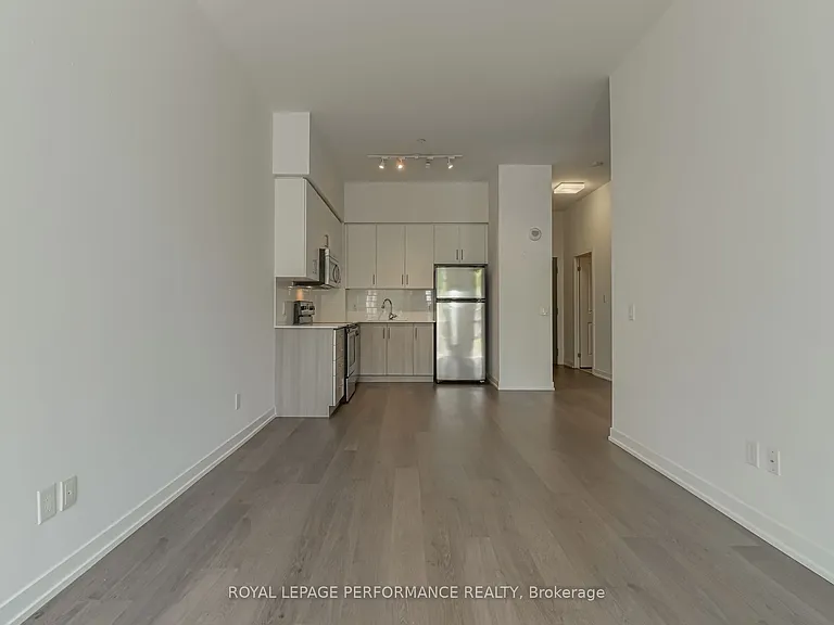 8 Fieldway Rd #103 — Photo 12