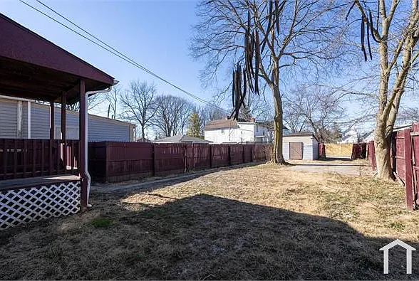 359 Clarendon Ave — Photo 6