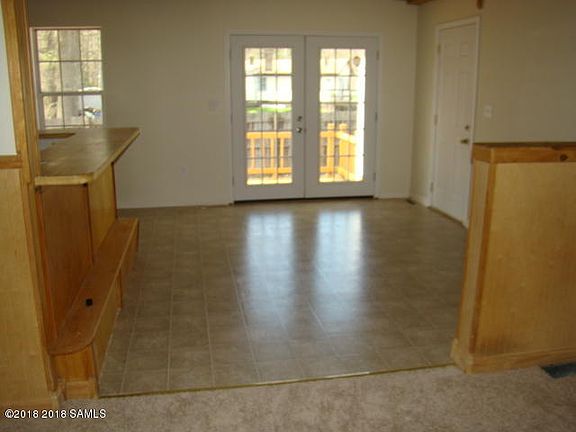 3rd image of 8 Feeder Canal Ct