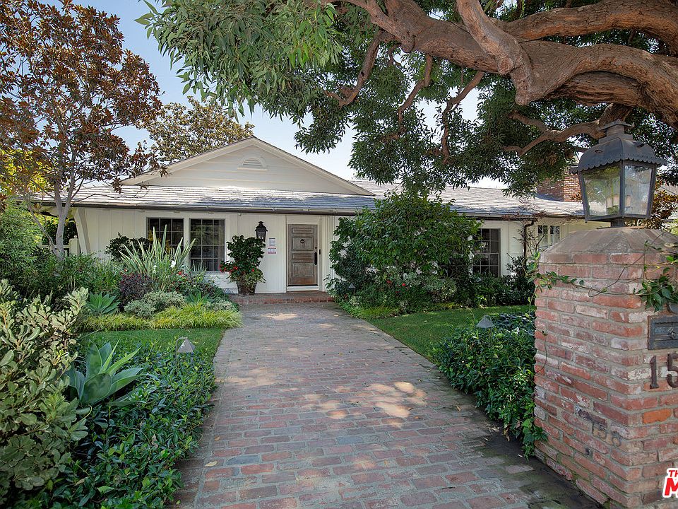 1st image of 158 N Anita Ave