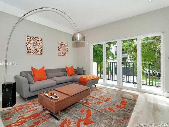4th image of 307 Majorca Ave Unit 307