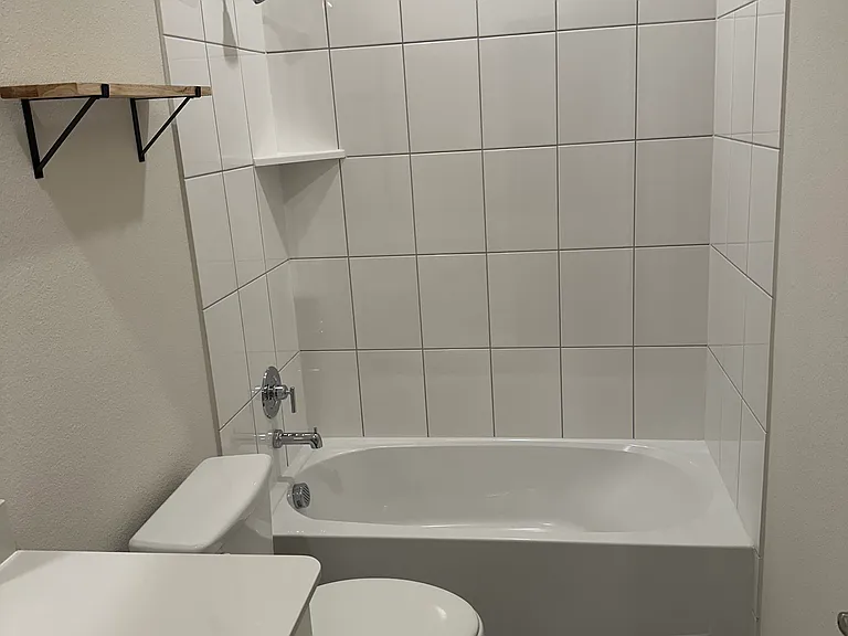 3821 Tracewood Bnd — Photo 7