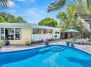 700 NE 15th Ct, Fort Lauderdale, FL 33304