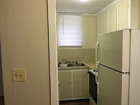 2nd image of 705 N 13th St APT 1
