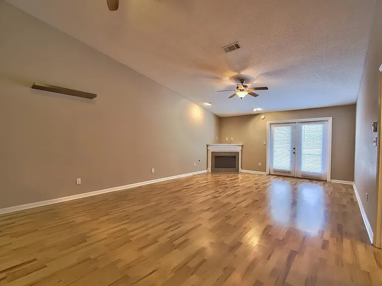 3606 Cagney Dr — Photo 9