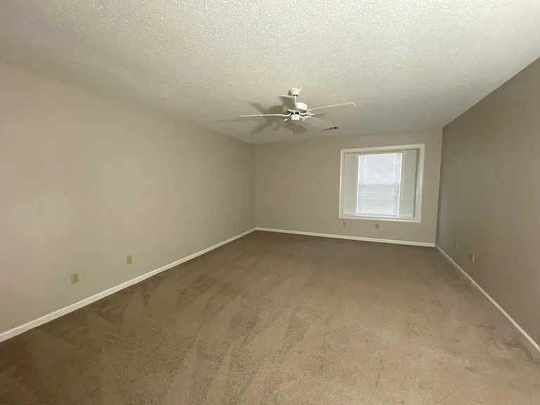 3008 Harpers Ferry Dr — Photo 12