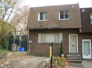 250 Ripka St, Philadelphia, PA 19127