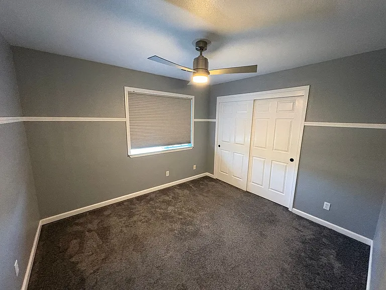 534 W Russell Ave — Photo 9