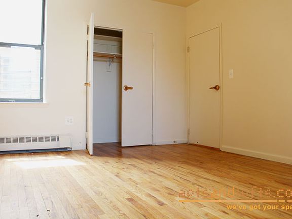 4th image of 330 Chauncey St APT 2A