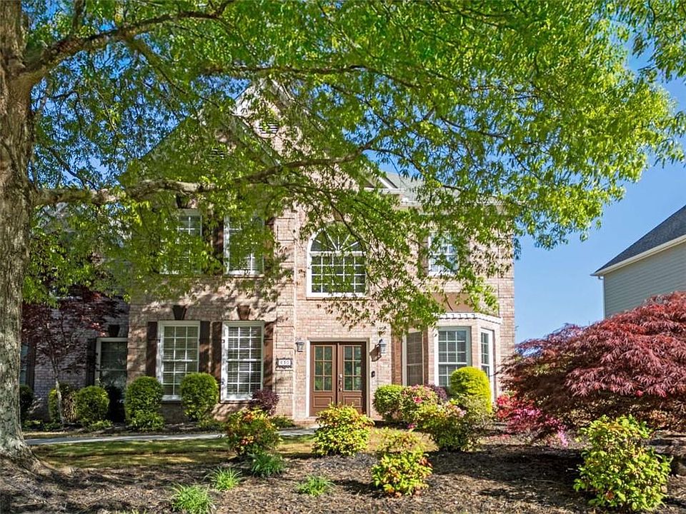 1st image of 630 Bluff Oak Ct